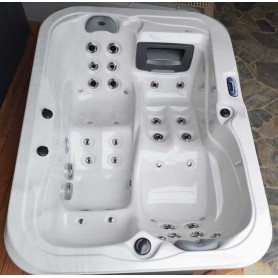 OASIS SPA DUO SHOWROOM AANBIEDING